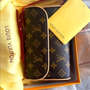 Super cute fanny pack used once!